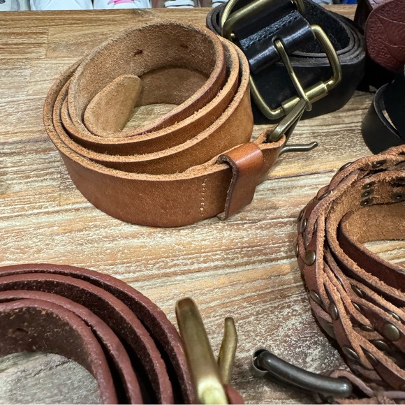 Bundle of Leather Belts: SIZE L - Picture 4 of 9